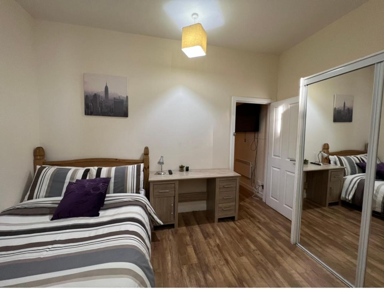 Aberdeen Stay Central 2-Bedrooms Apt-No Party Exteriör bild