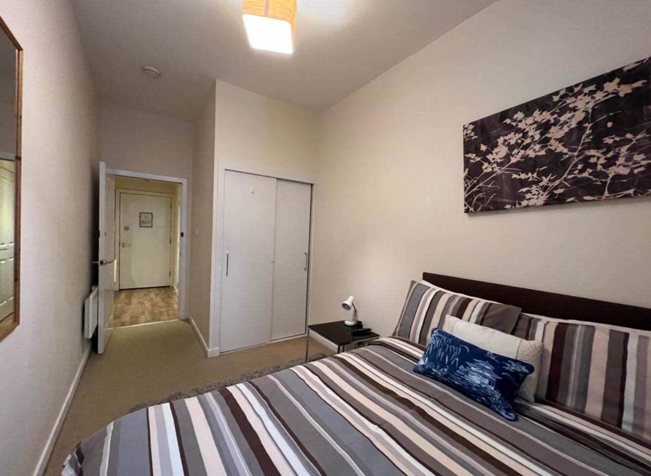 Aberdeen Stay Central 2-Bedrooms Apt-No Party Exteriör bild