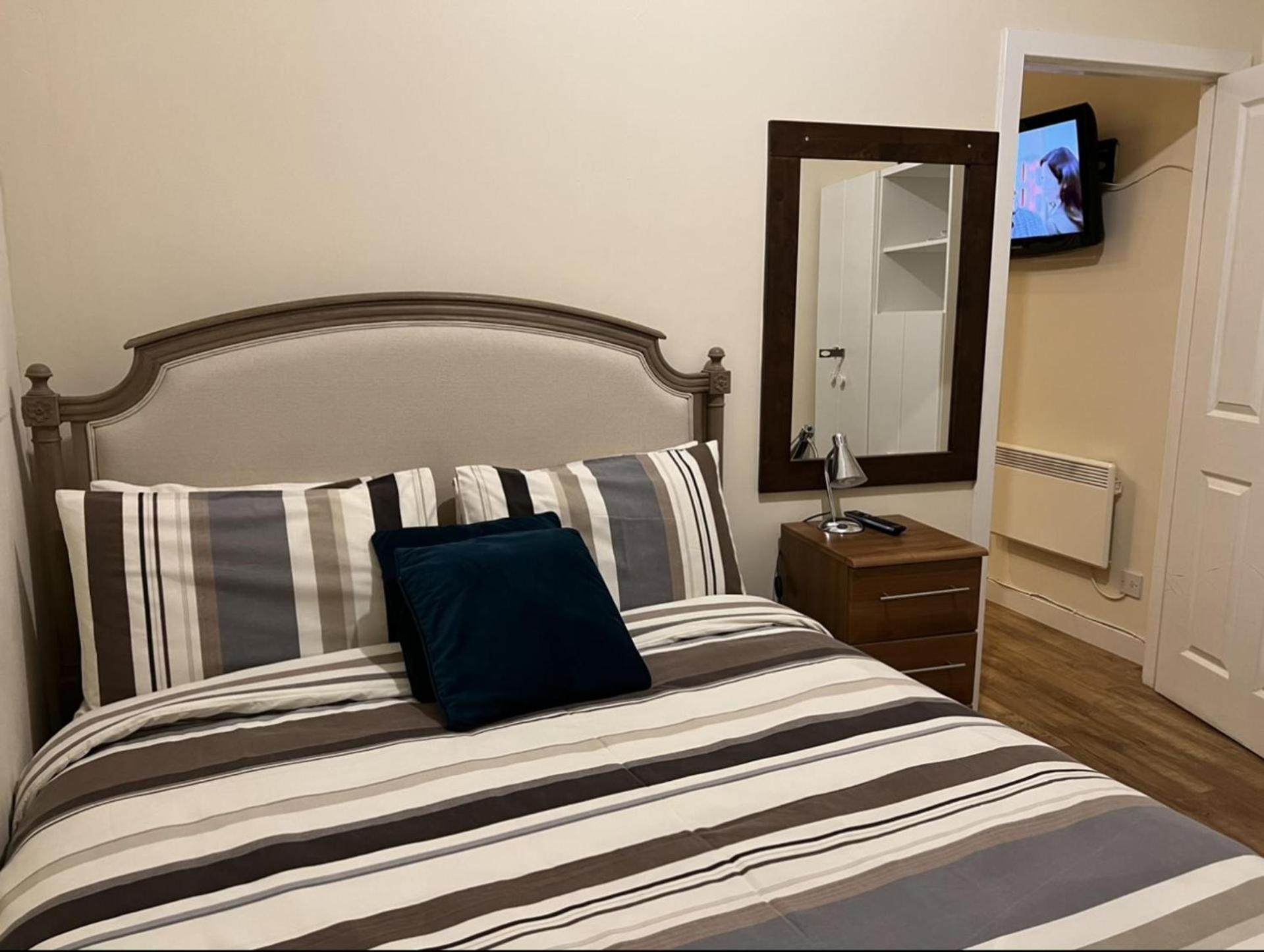 Aberdeen Stay Central 2-Bedrooms Apt-No Party Exteriör bild
